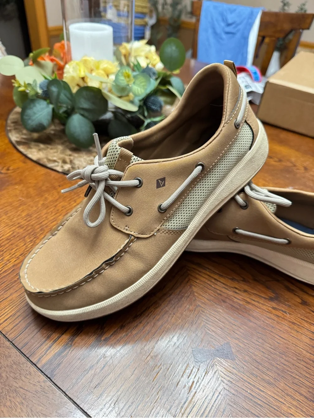 Sperry Men's Tan and Cream Boat Shoes 7M